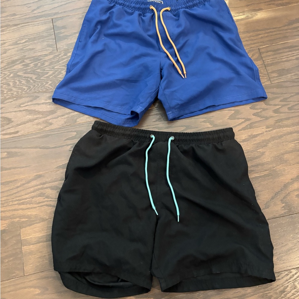 NWOT - men’s Club Room swimsuits, size medium